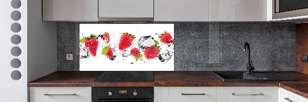 Spatplaat keuken Aardbeien en water