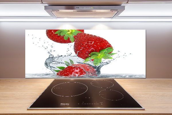Glazen achterwand keuken Aardbeien en water