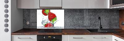 Glazen achterwand keuken Aardbeien en water