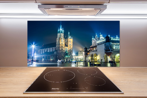 Spatplaat keuken Krakau bij nacht