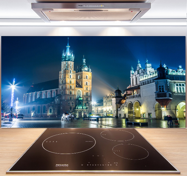 Spatplaat keuken Krakau bij nacht