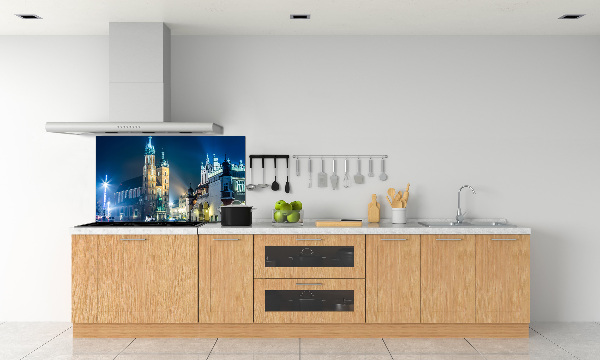 Spatplaat keuken Krakau bij nacht
