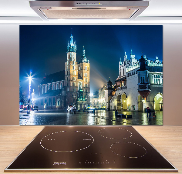 Spatplaat keuken Krakau bij nacht