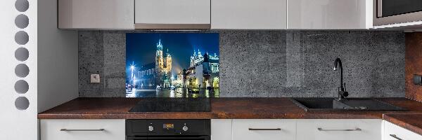 Spatplaat keuken Krakau bij nacht