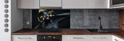 Glazen achterwand keuken Vrouw in het zwart