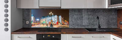 Spatplaat keuken Londen 's nachts