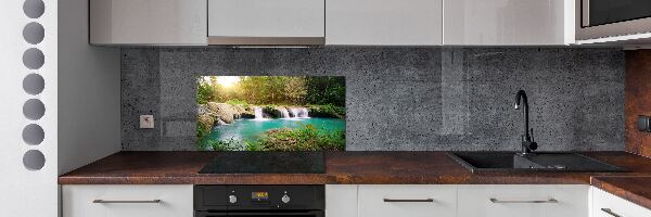 Glazen achterwand keuken Waterval in het bos