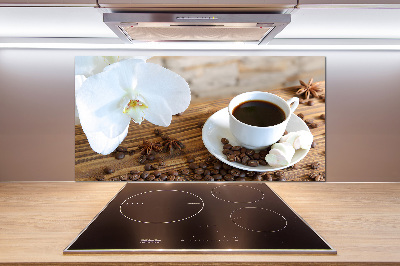 Spatscherm keuken Een kopje koffie