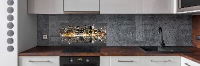 Spatscherm keuken New York 's nachts