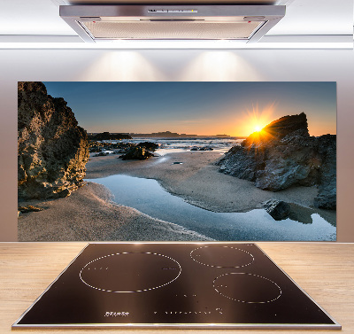 Glazen achterwand keuken Rotsen op het strand