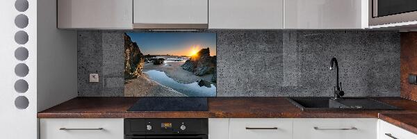 Glazen achterwand keuken Rotsen op het strand