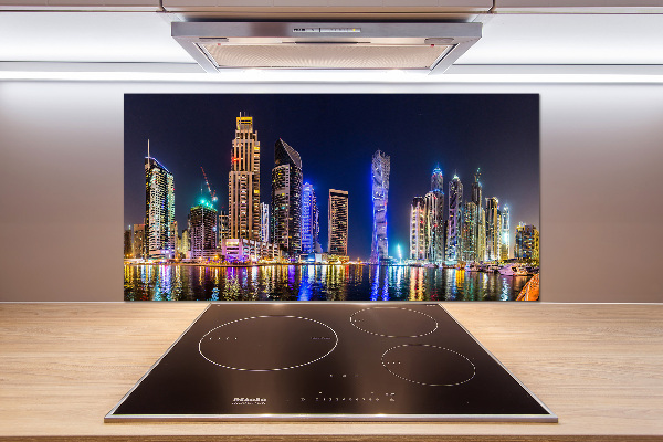 Spatplaat keuken Dubai 's nachts