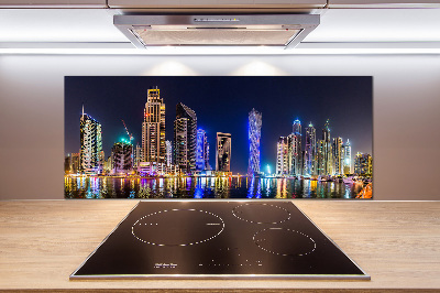 Spatplaat keuken Dubai 's nachts