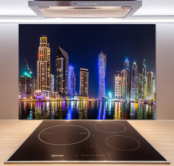 Spatplaat keuken Dubai 's nachts