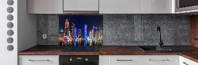 Spatplaat keuken Dubai 's nachts