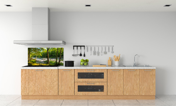 Spatscherm keuken Rivier in het bos