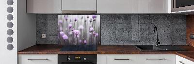 Glazen achterwand keuken Bieslookbloemen