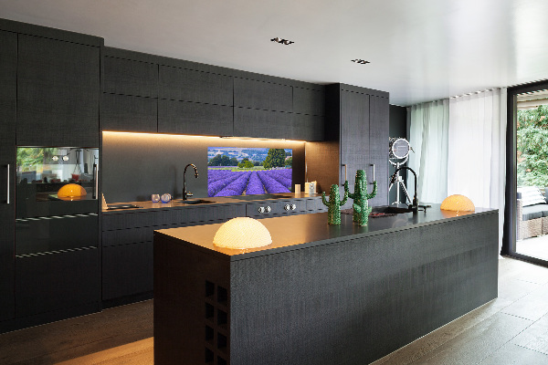 Spatscherm keuken Lavendelveld