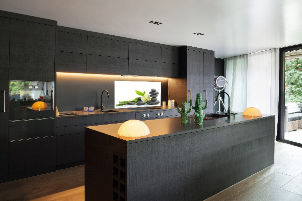 Panel między meble w kuchni Orchidea