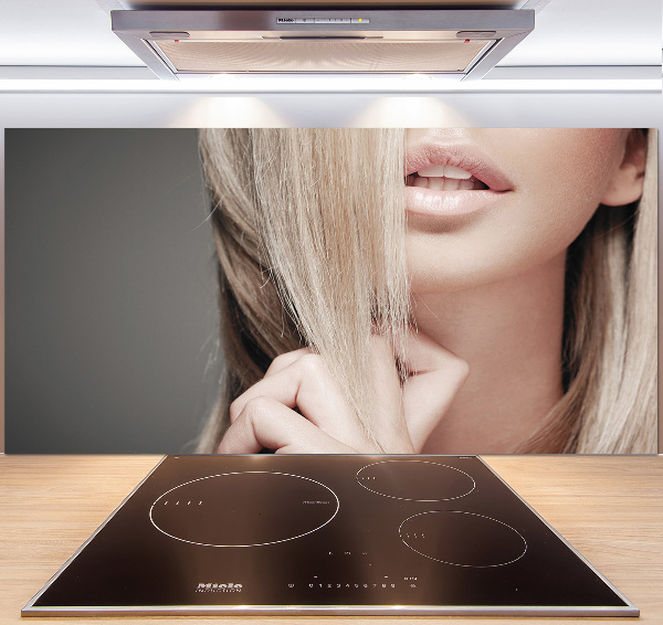 Keuken achterwand Mooie blondine