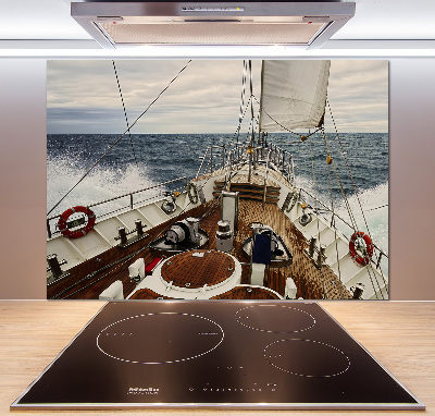 Keuken achterwand Een zeilboot op zee