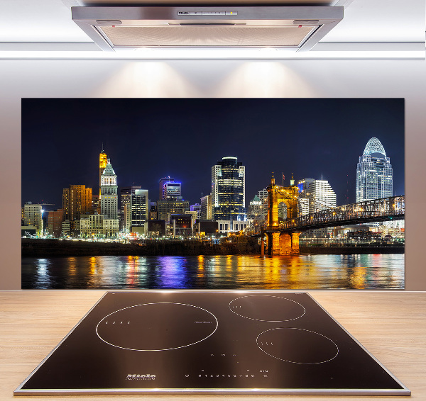 Spatplaat keuken De Ohio-rivier 's nachts