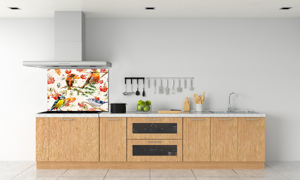 Glazen achterwand keuken Naaldhoutbomen en vogels