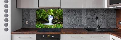 Spatscherm keuken Waterval in het bos