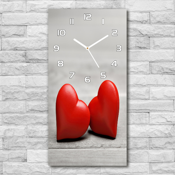 Zegar ścienny cichy Serca na drewnie