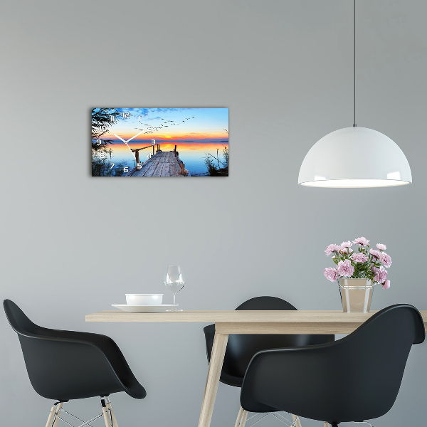 Glazen klok horizontaal Steiger aan het meer