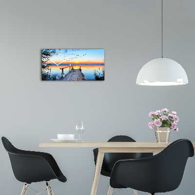 Glazen klok horizontaal Steiger aan het meer