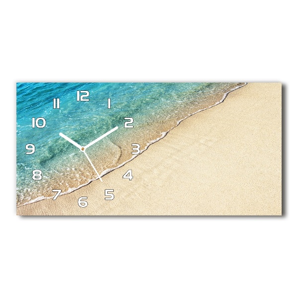 Langwerpige wandklok van glas Een golf op het strand