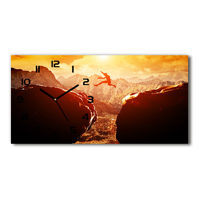 Glazen klok horizontaal Spring over de afgrond