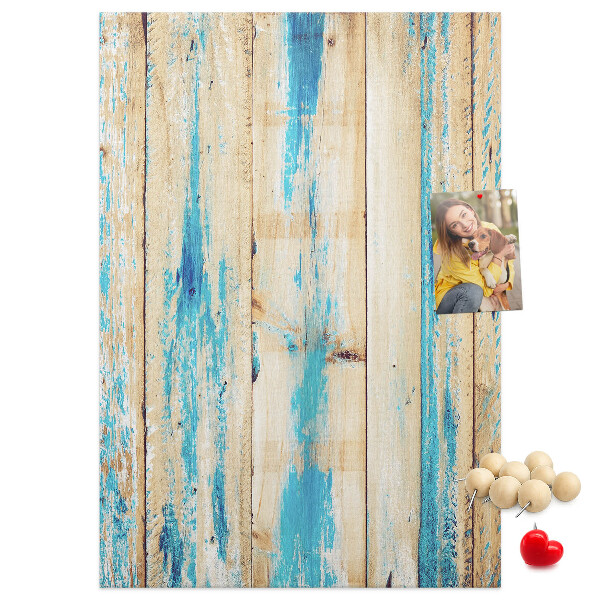 Kurken prikbord oud houten paneel met blauwe accenten