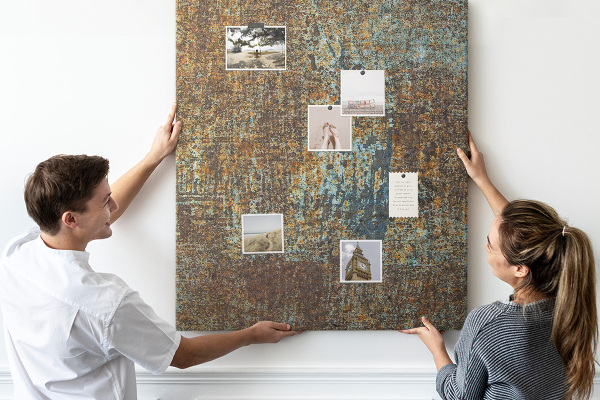 Bedrukt kurk rustieke textuur met blauwe accenten
