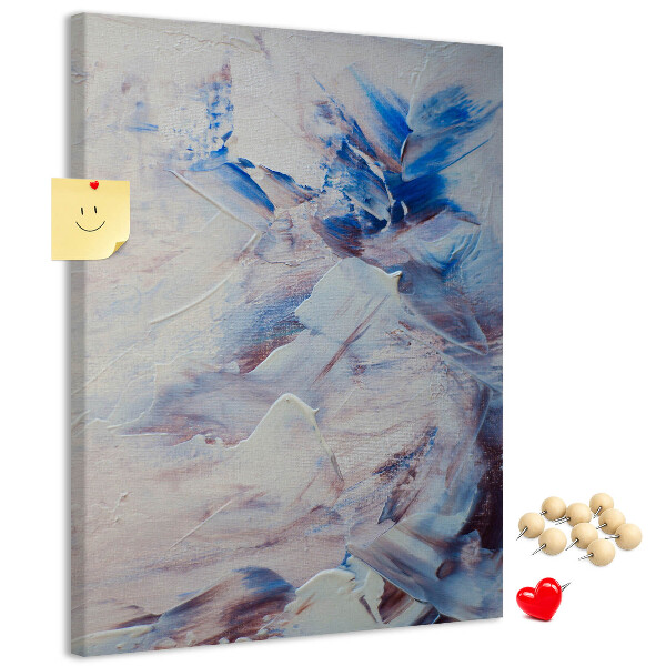 Kurken memobord met abstracte blauw-witte verfspatten