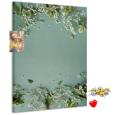 Kurk bedrukken met een groene achtergrond voorzien van delicate bloemen en bladeren