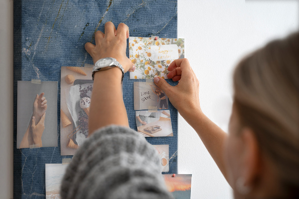 Kurk met print elegant marmer in diverse tinten marineblauw