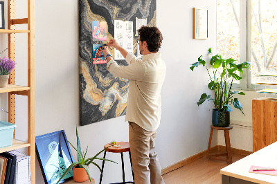 Kurk met print abstracte marmergolven in goud en zwart