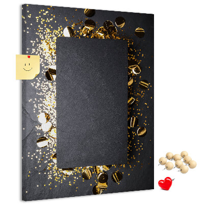 Kurk bedrukken met gouden en zilveren accenten op een zwarte achtergrond