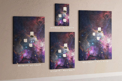 Kurken memobord met een kosmische nevel vol sterren