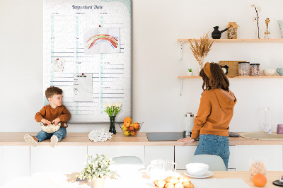 Kurk memobord maandplanner met kleurrijke accenten