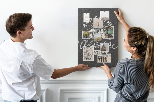 Kurken memobord met vintage bergen en avontuur thema