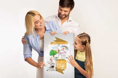 Kurken prikbord met stijlvolle grafische prints en positieve vibes