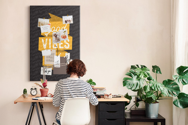 Kurk bedrukken met positieve vibes op een donkere achtergrond