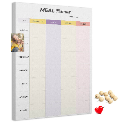 Kurken prikbord met maaltijdplanner voor de hele week