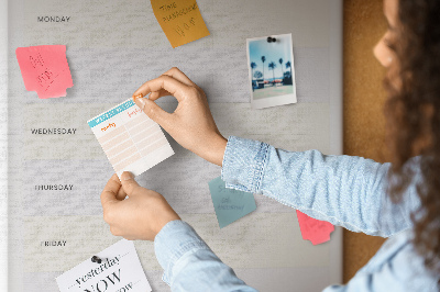 Kurken memobord maaltijdplanner voor de hele week