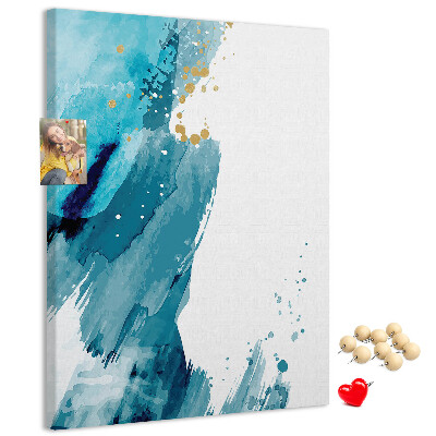Prikbord van kurk met een abstract ontwerp in blauwtinten met gouden accenten