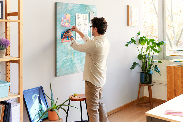 Kurk met bedrukking fijne blauwe golven met gouden accenten