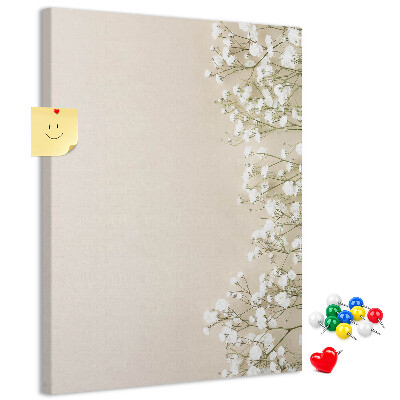 Kurk met bedrukking fijne bloemen op een neutrale achtergrond